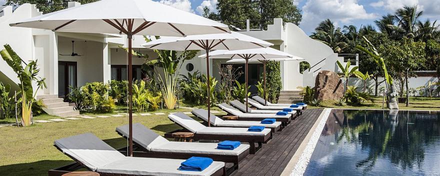 navutu_dreams_resort_spa_siem_reap_cambodia_fresh_water_pool11.jpg