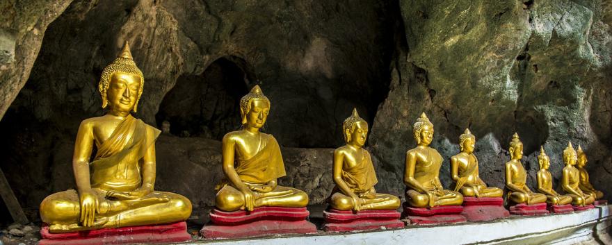 laos-pak-ou-caves(1).jpg